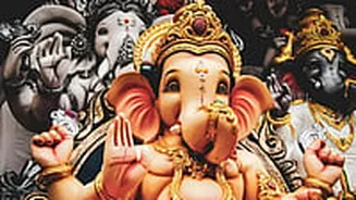 Ganesh visarjan chaos: Devotees vs Mumbai cops!
