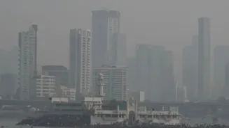 Smog engulfs Mumbai after Diwali: AQI PLUMMETS