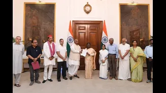 'Presented Our Memorandum': LoP Rahul Gandhi Says Held 'Unbelievable' Meeting With President Murmu