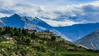 Planning A Monsoon Escape? Here's How Ladakh, Kerala And Goa Differ