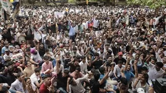 दिल्ली में 3,000 सशस्त्र पुलिसकर्मी तैनात, सुरक्षा घेरा मजबूत