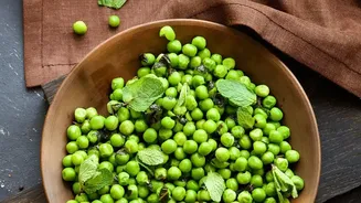 How To Make Irresistibly Crispy Green Peas Using Basic Indian Spices At Home