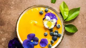 How Young Adults Use Roasted Gram Flour For High-Protein Smoothie Bowls