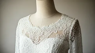 5 Trendy Blouse Designs for New Brides (2025)