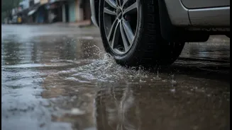 Rainy-Day Travel Safety Tips Every Indian Should Bookmark This Monsoon