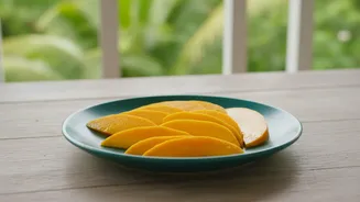 Eight Fruits May Cause Discomfort for Some Sensitive Stomachs