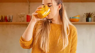 Sydney Sweeney's Rs 2,000 Smoothie Comes With an Ingredient-Heavy Recipe