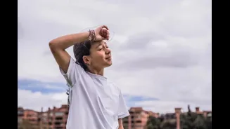 Dehydration Vs Heat Stroke: Early Warning Signs And Expert Tips To Stay Safe