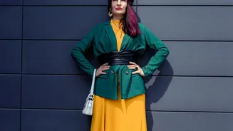 Why Bold Colour Block Contrast Transforms Traditional Outfits For Younger Indian Stylists
