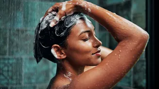 Shampoo em pó: A nova tendência sustentável que rende por 4 frascos e blinda os fios