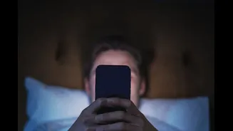 No, You Didn't Receive A Notification: What Is Phantom Vibration Syndrome?