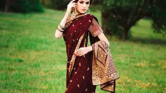 Why Young Indian Shoppers Are Exploring Traditional Handloom Sarees
