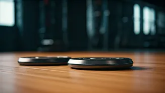 Ditch Situps Try Reverse Lunges On Sliding Discs Core