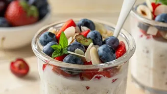 Overnight Oats Gain Creaminess and Protein From Plain Yoghurt