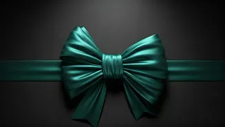 The Ultimate Guide to Chic Bow and Ribbon Fashion Trends