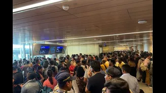 Centre Shows ‘Displeasure’ Over IndiGo Disruptions, Asks DGCA To Monitor Airfares After 700+ Flights Hit