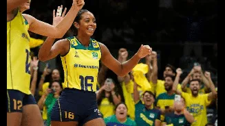 Zé Roberto Guimarães convoca mais atletas para a VNL Feminina