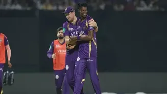 Blessing Muzarabani picks two wickets in same over vs SRH; gets KKR back in the game