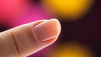 Nail Troubles? Uncovering Causes, Remedies & Prevention