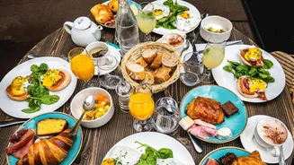 How to host the perfect brunch