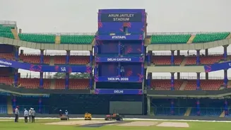 IPL Ticket Scam at Arun Jaitley Stadium in DC vs MI Match? DDCA Director Alleges Fraud & Security Breach