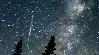 The 12–13 August Perseid Peak Brings Moonless Skies for Stargazers