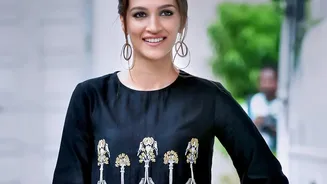 Kriti Sanon's Stability-Ball Workout Combines Grip, Core Control And Fast Leg Movement As Is Not A Beginner Move To Copy Unsupervised