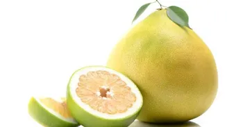 Pomelo fruit: A natural energy booster