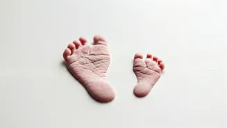 Unpacking Parental Experiences: Mothers vs. Fathers