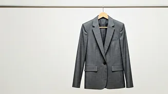 Elevate Your Style: Mastering the Versatile Women's Blazer for Any Occasion