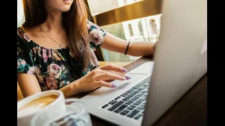 Tech Neck May Cause Thyroid Issues In Women In The Long Run, Suggests Expert