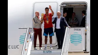Seleção espanhola é recebida com festa em Madri