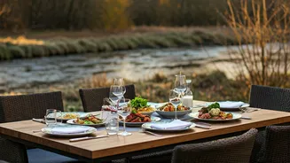 Delhi's Delight: Top 20 Outdoor Restaurants for Winter