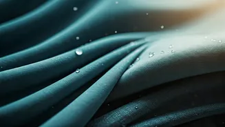 The Best Material For Daily Monsoon Wear