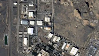 US-Israel strike Iran's Natanz nuclear facility amid ongoing conflict