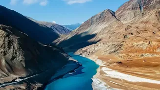 The High-Altitude Beauty Of Tso Moriri: A Closer Look