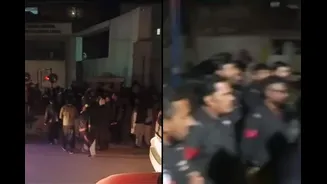 Pakistan Renews Crackdown On Afghan Immigrants Amid Escalation, Carries Out Raids In Several Cities