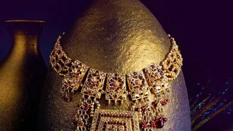 Gold Exchange Guide: Should You Sell Old Jewellery Before Buying A New Piece?
