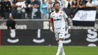 Neymar deve voltar ao Santos no fim de semana após pausa