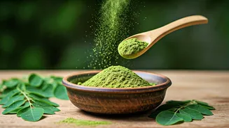 Moringa Leaf Powder Is The Clean-Eating Trend Turning Viral