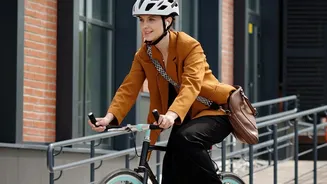 Zone-2 Cardiovascular Training: Low-Intensity Cycling For Office Workers Seeking Health