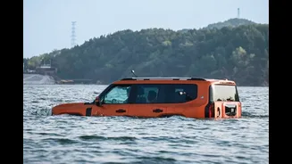 Jetour G700 é carro anfíbio luxuoso que chega ao Brasil com conjunto híbrido de 900 cv