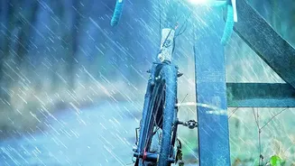 Before You Travel in September, Check These Heavy-Rain Warning Signs