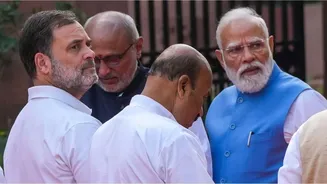 Video: PM Modi, Rahul Gandhi share cordial moment at the Prerna Sthal in Delhi