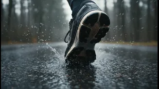 A Shorter Stride Can Help Runners Stay Stable On Wet Descents