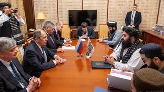 O que está por trás da aproximação entre Rússia e o Talibã