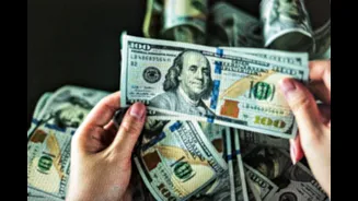 Dólar sobe após EUA confirmarem tarifas de 25% contra o Brasil