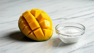 Get Rid Of Sticky Mango Sap Using Saltwater Method
