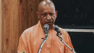 Yogi Adityanath slams Congress for 'targeting constitutional institutions'