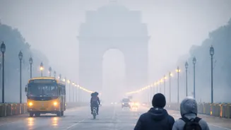 Is Delhi’s Air Finally Improving? Capital Braces for Cooler Day as IMD Issues Yellow Alert – Latest Updates